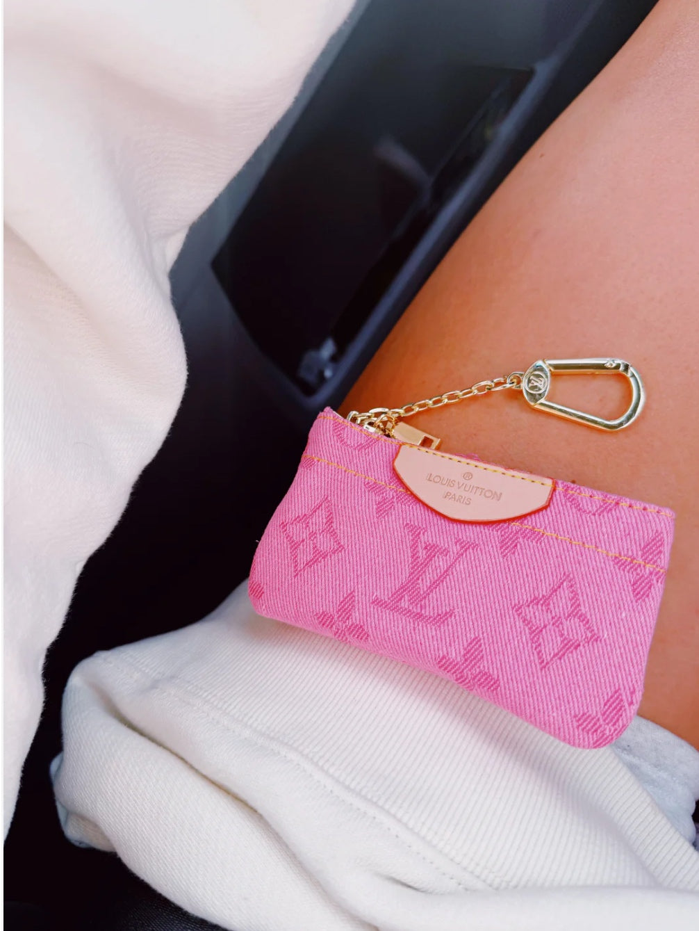 Rosé key pouch